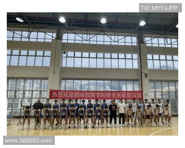 深圳篮球队的灵活战术与团队协作分析探讨 深圳篮球队的灵活战术与团队协作分析探讨